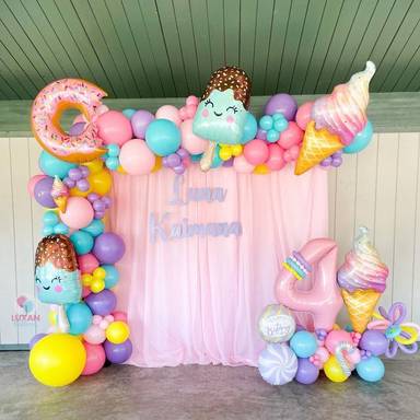 Sweet Treats Candyland Balloon Decoration
