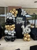 16th Black and Gold Birthday Arch Decoration - photo 1