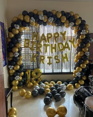 Luxe Black And Gold Birthday Celebration