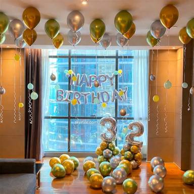 Silver Sage 32nd Birthday Room Decor