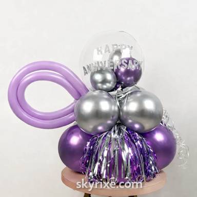 Ring Style Anniversary Balloon Table Décor