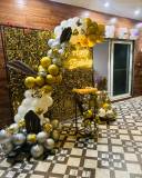 Luxurious Gold And Silver Balloon Arch - photo 2