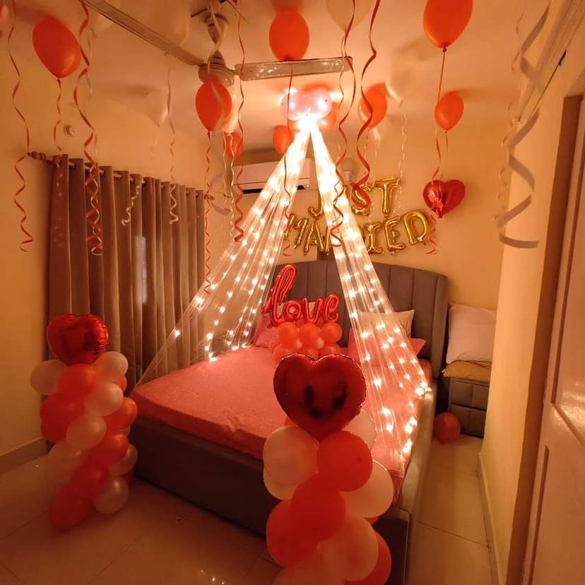 Romantic Just Married Room Deco - Image 1