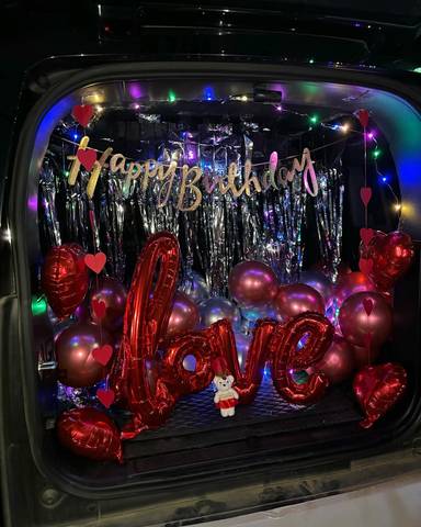 Romantic Car Trunk Surprise Decor