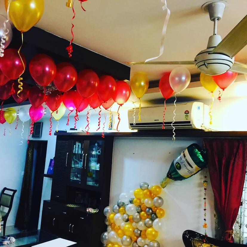 Champagne Celebration Balloon Decor - Image 1