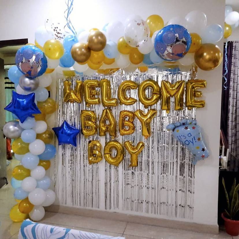 Golden Welcome Baby Boy Balloon Decor - Image 1