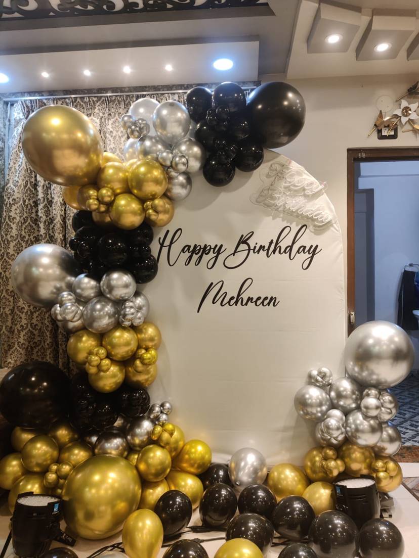Black Gold Luxe Birthday Backdrop - Image 1