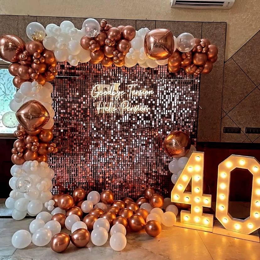 Retirement Celebration Balloon Decoration - Image 1