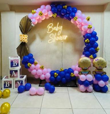 Elegant Baby Shower Balloon Decor