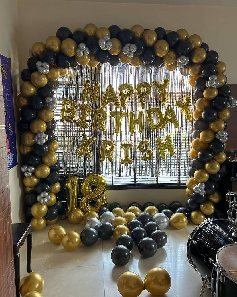 Luxe Black And Gold Birthday Celebration - Image 1