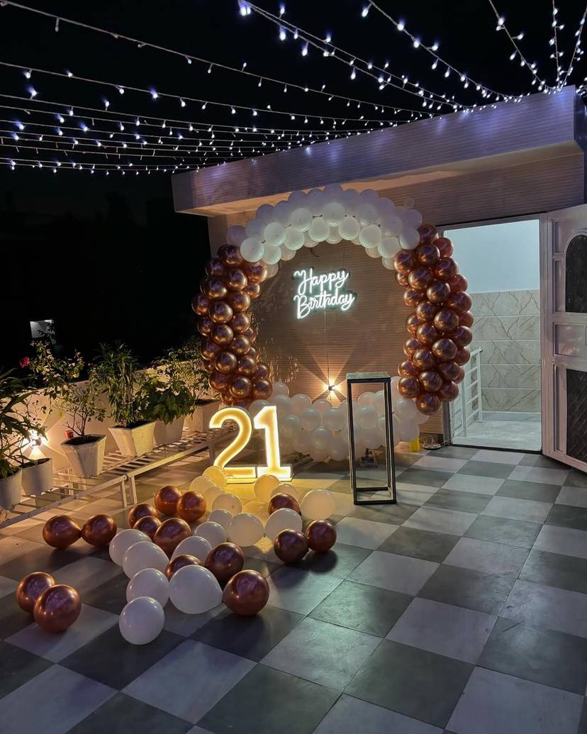 Rooftop 21st Birthday Celebration - Image 1
